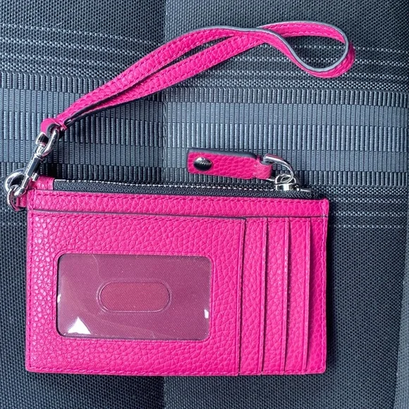 Marc Jacobs Fuchsia Leather Wristlet - Picture 2 of 5